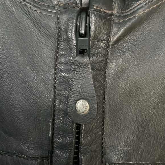 Vintage Harley Davidson Leather Jacket - Picture 3 of 10